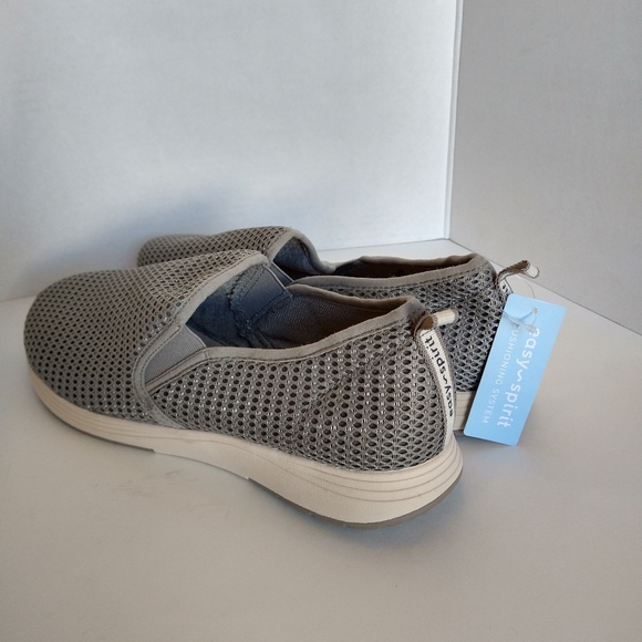 Easy spirit gray slip on tennis shoes size 11 - Picture 3 of 12